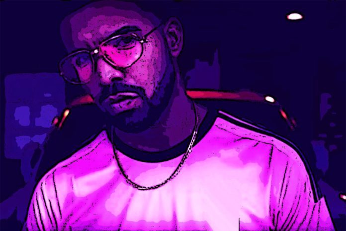 2-drake-1-696x464 Drake: 5 Business Facts you didn’t know about the Artist